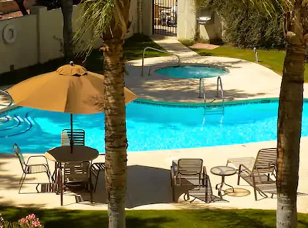 Hampton Inn Tucson-Airport Экстерьер фото